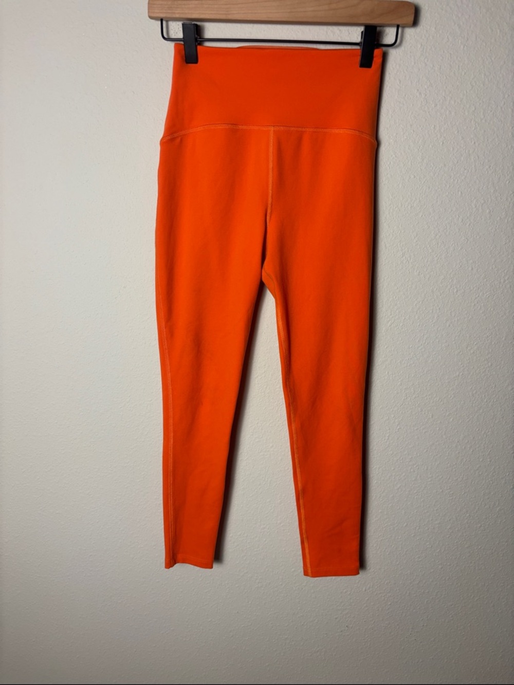 Beyond Yoga Powerbeyond Strive Midi 24” Legging Orange